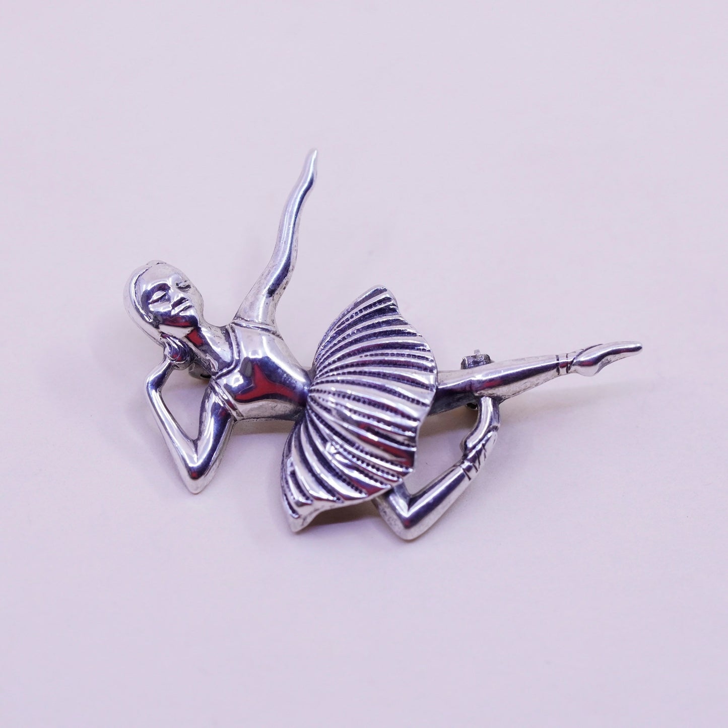 Vintage Sterling 925 silver Female ballet dancer ballerina brooch pin