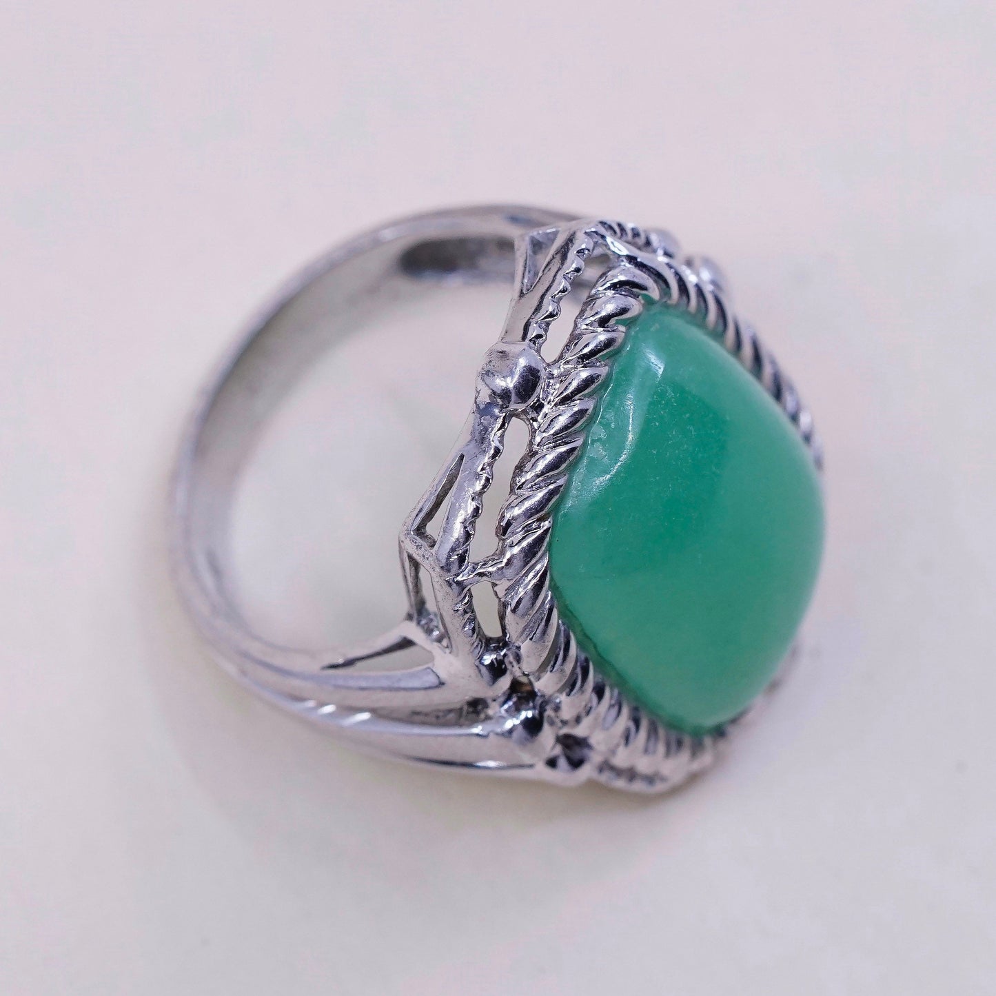 Size 7.25, Vintage sterling silver handmade ring, ring with jade and cable