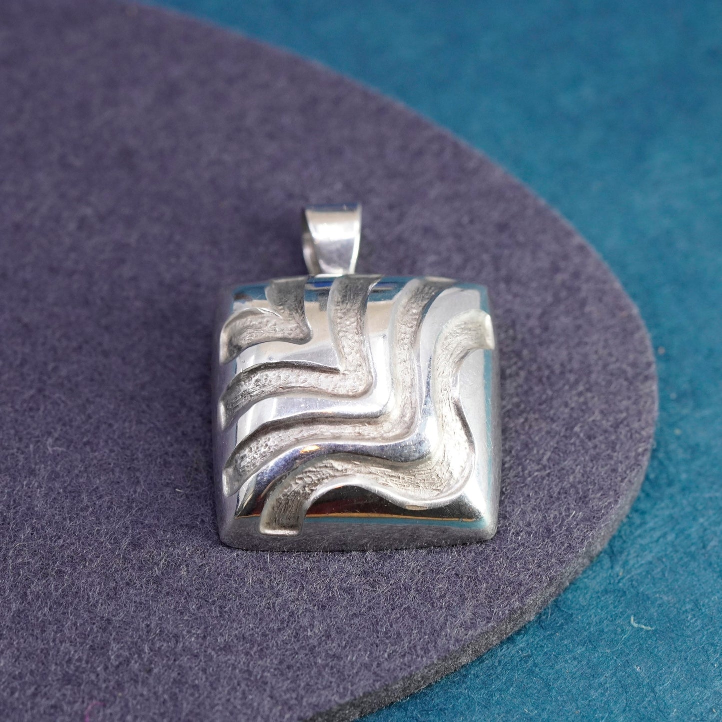 Vintage Sterling silver handmade pendant, 925 ribbed square