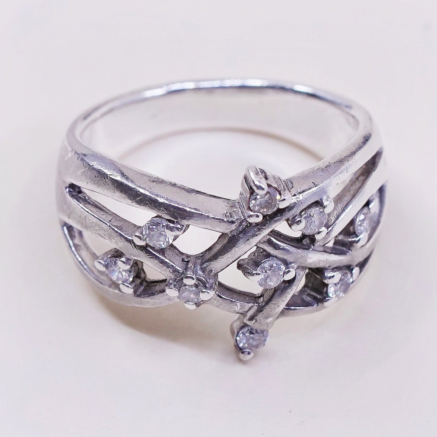sz 7, vtg Sterling silver 925 ring, statement band with round CZ and filigree