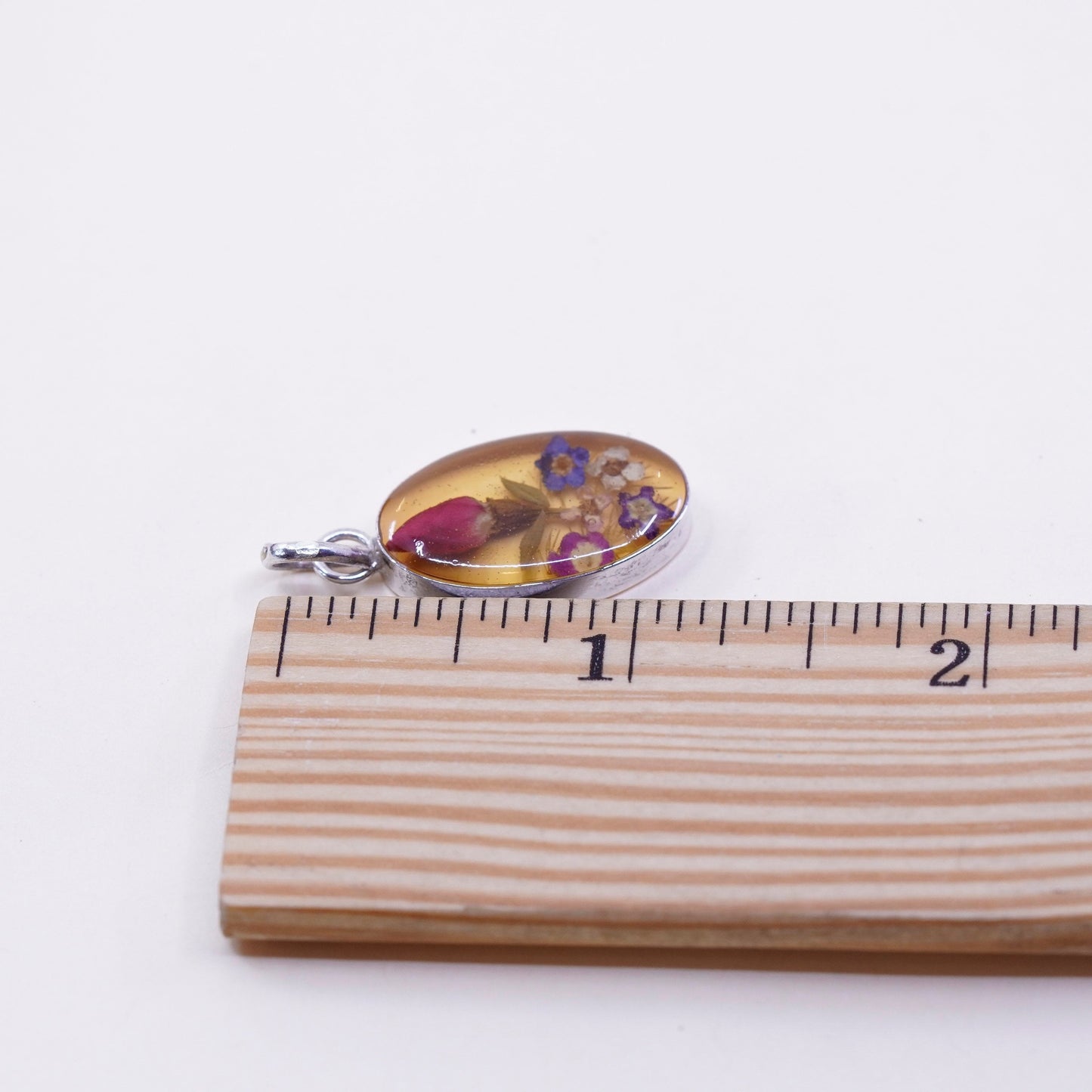 Vintage Sterling silver handmade pendant, mexico 925 resin with flower pendant