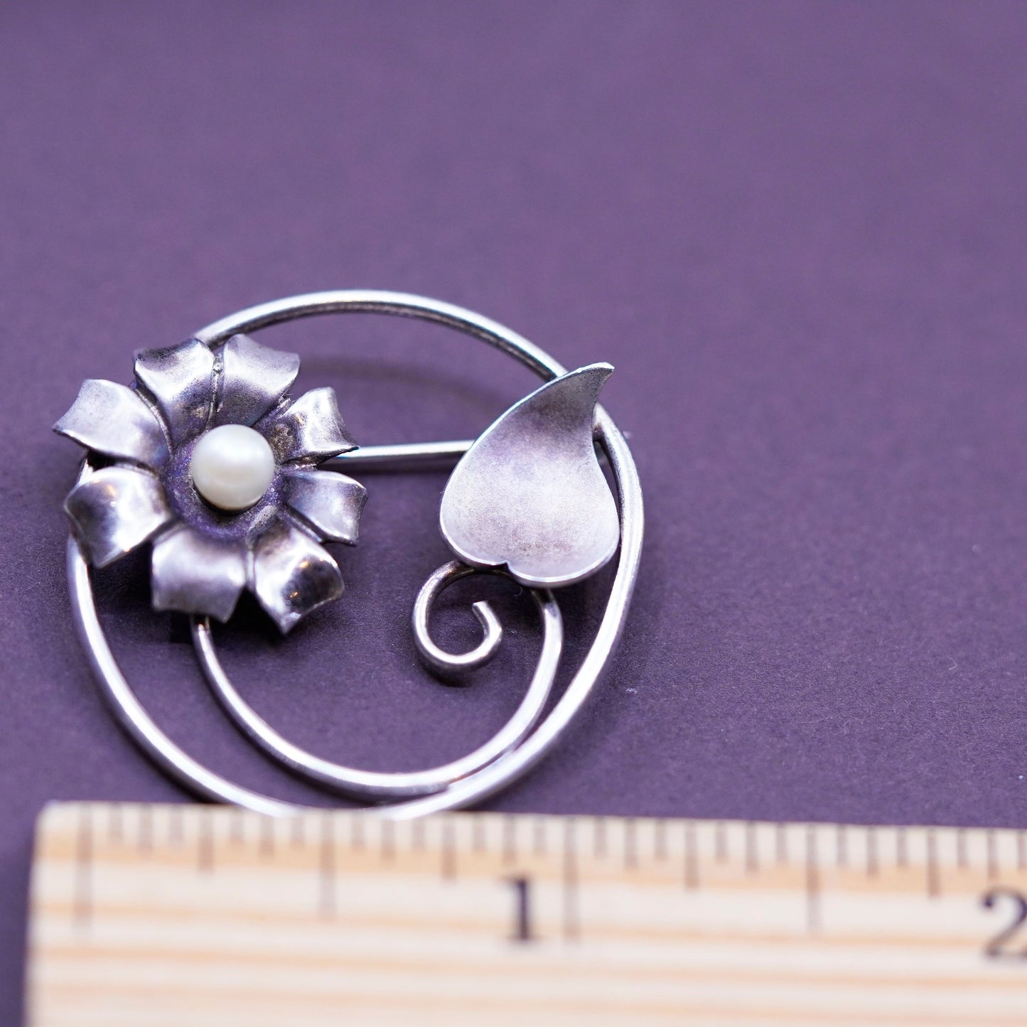 Vintage handmade sterling 925 silver flower brooch with pearl