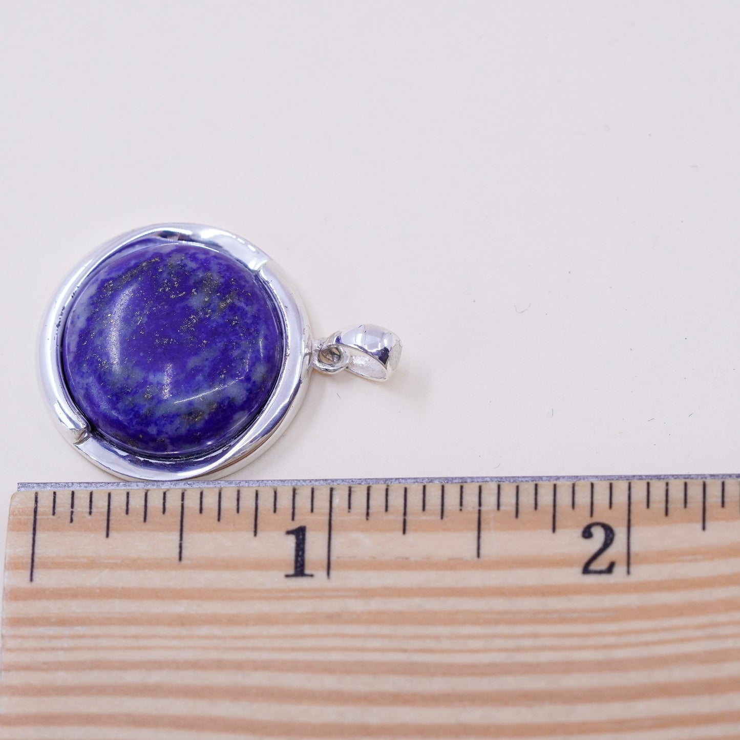 Vintage Sterling silver handmade pendant, 925 circle with round lapis lazuli