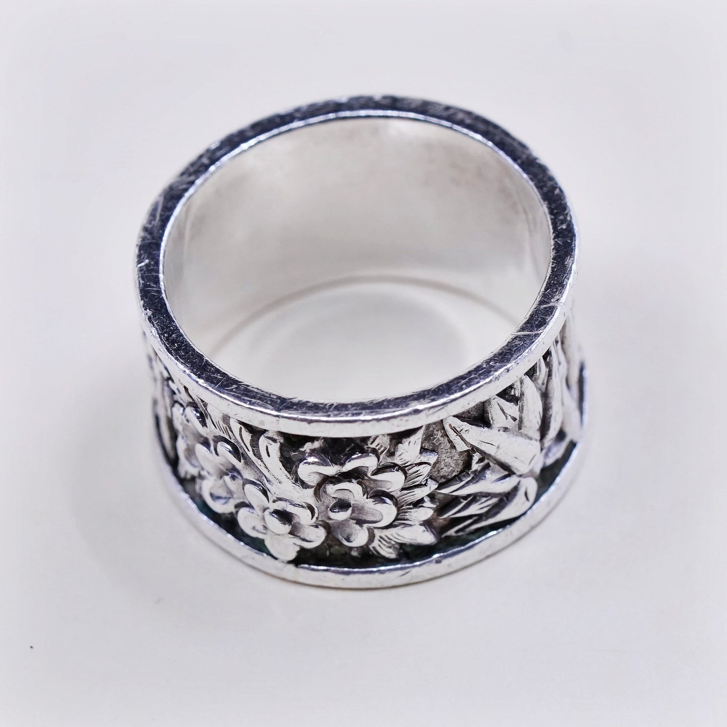 Size 6.25, Vintage sterling silver handmade ring, 925 band w/ flower N leaves