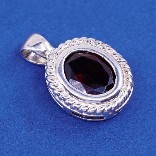 vtg Sterling silver handmade pendant, 925 with ruby and rope around