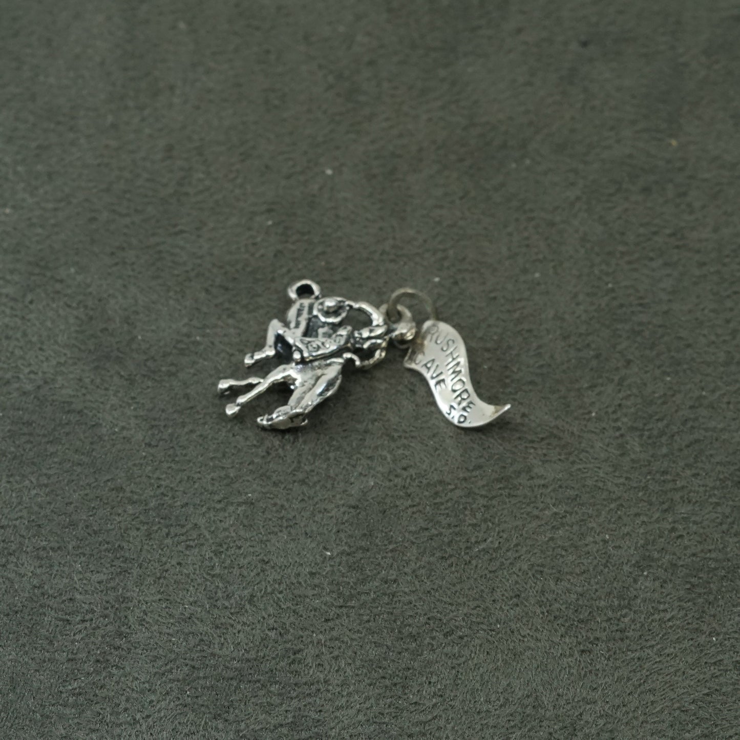 vtg Sterling silver handmade charm, 925 horse pendant P Rushmore cave so