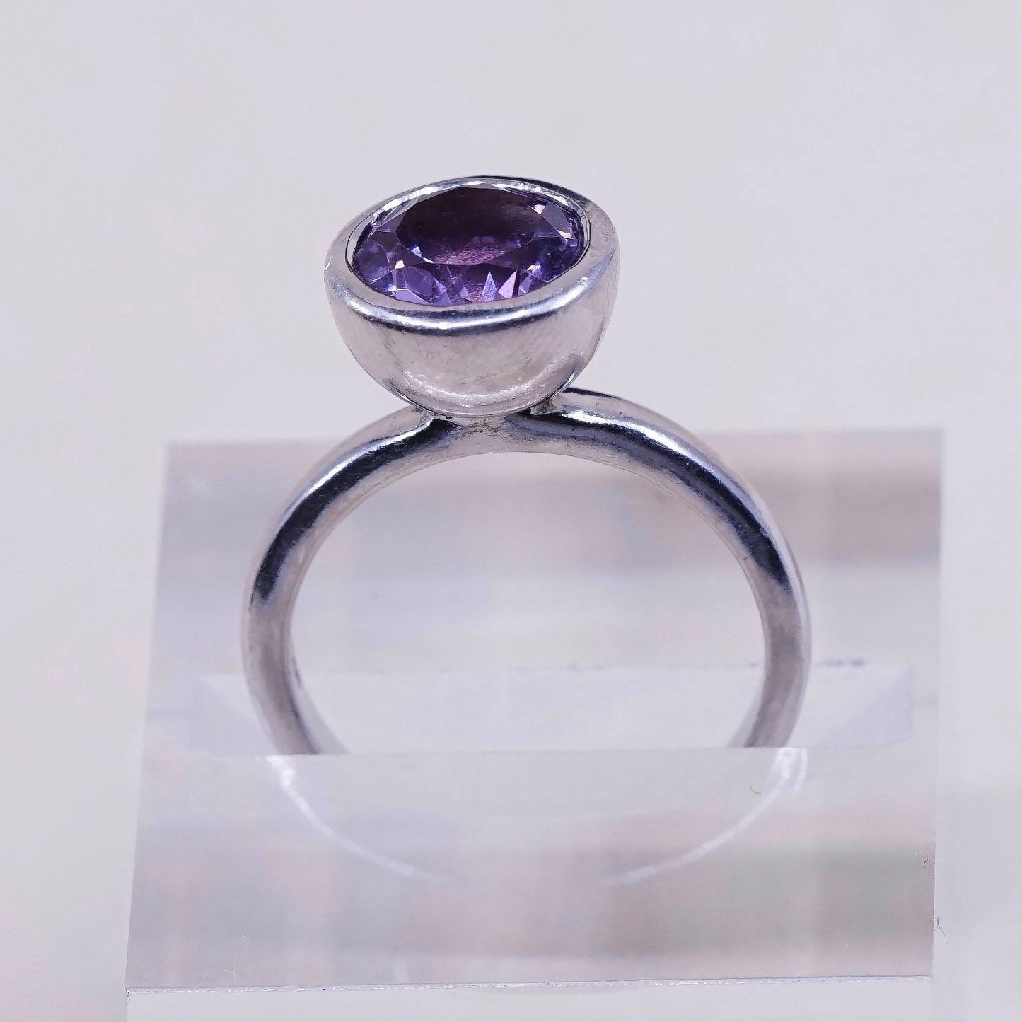 Size 7, vintage J&T Sterling silver handmade cocktail ring, 925 with amethyst