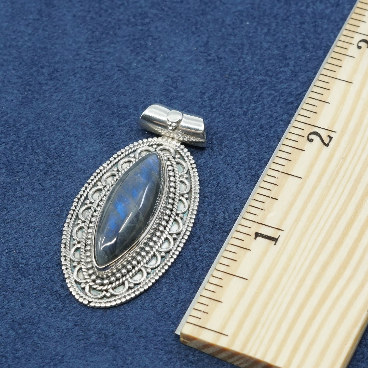 vtg Sterling silver handmade pendant, 925 oval labradorite N filigree