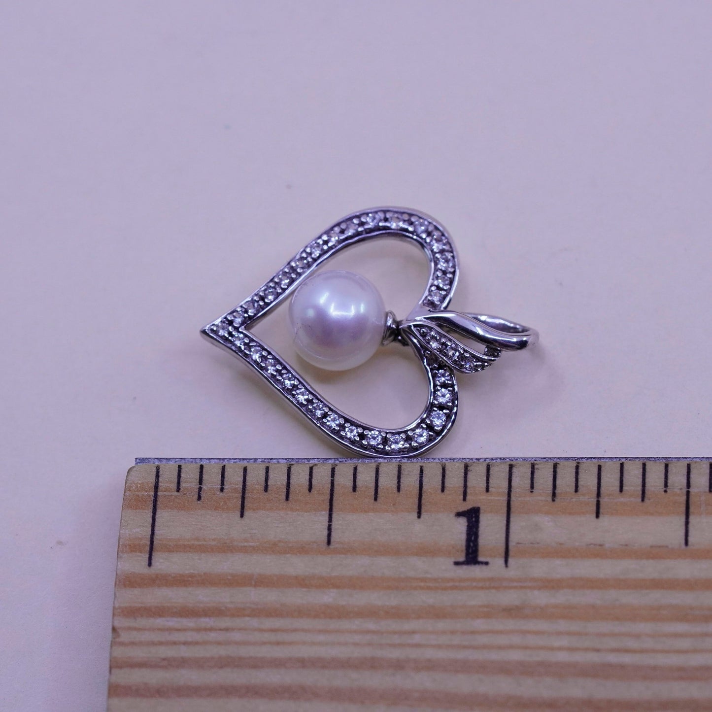 Vintage sterling 925 silver heart pendant with cluster clear Cz and pearl