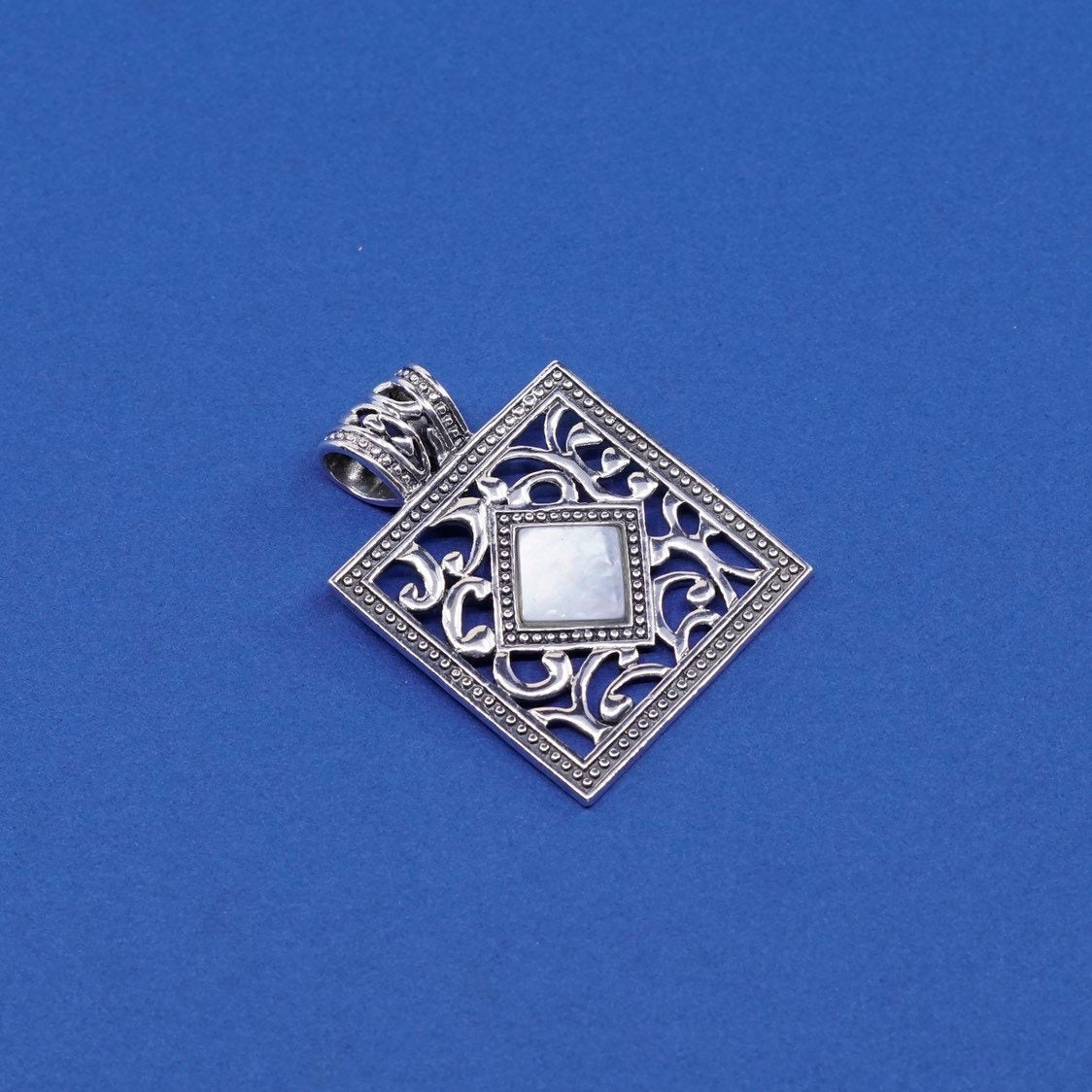 vtg Sterling silver handmade, 925 square pendant w/ mother of pearl N Bali