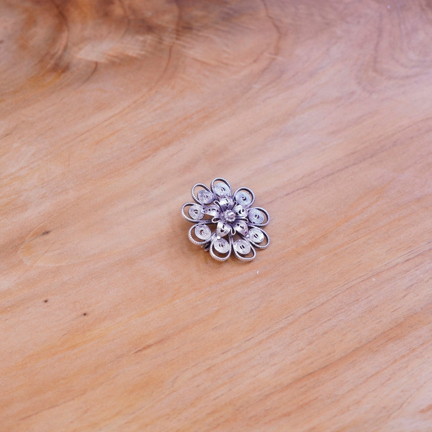 Vintage handmade sterling 925 silver filigree flower brooch pin