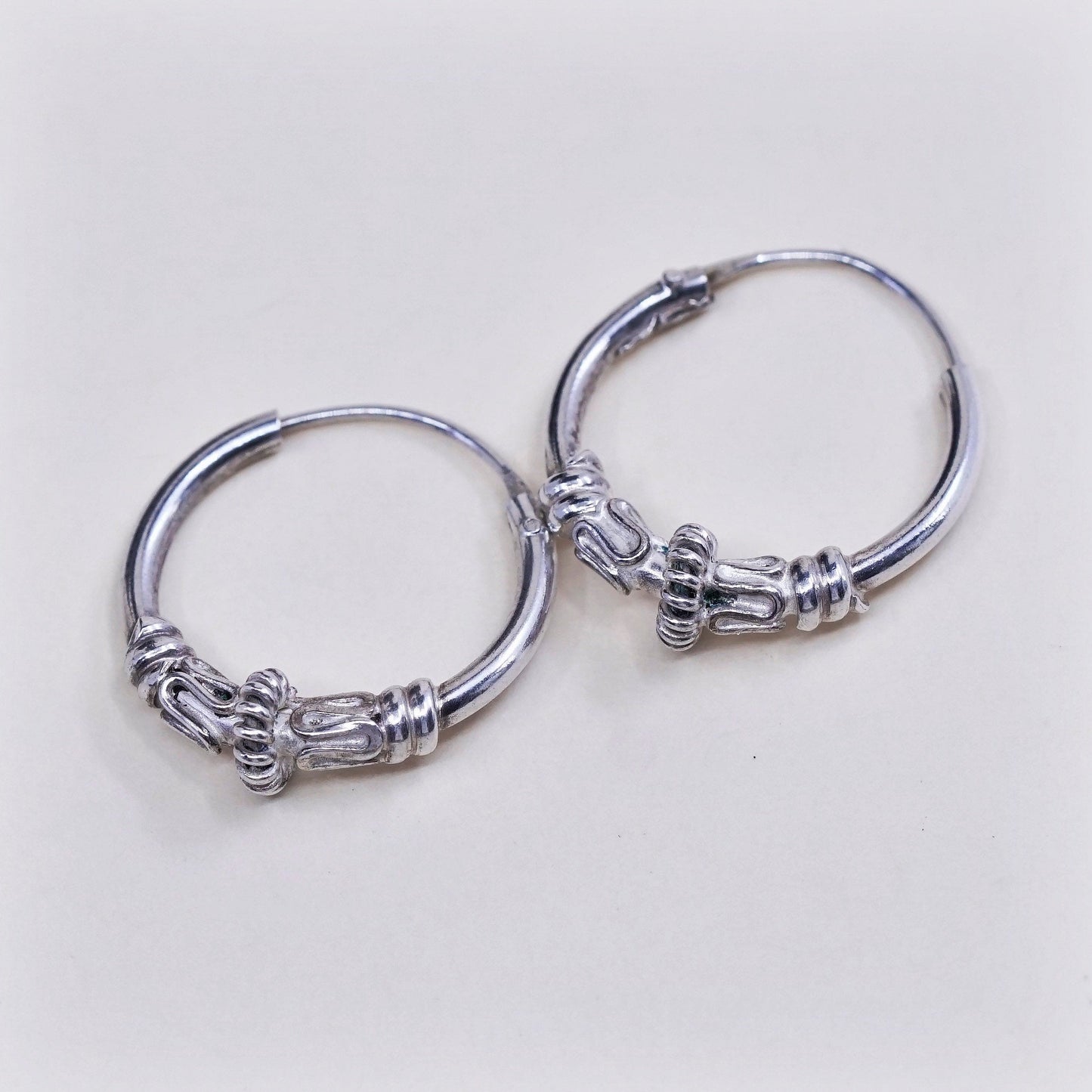 0.5”, vtg sterling silver loop earrings, fashion minimalist, 925 twisted hoops
