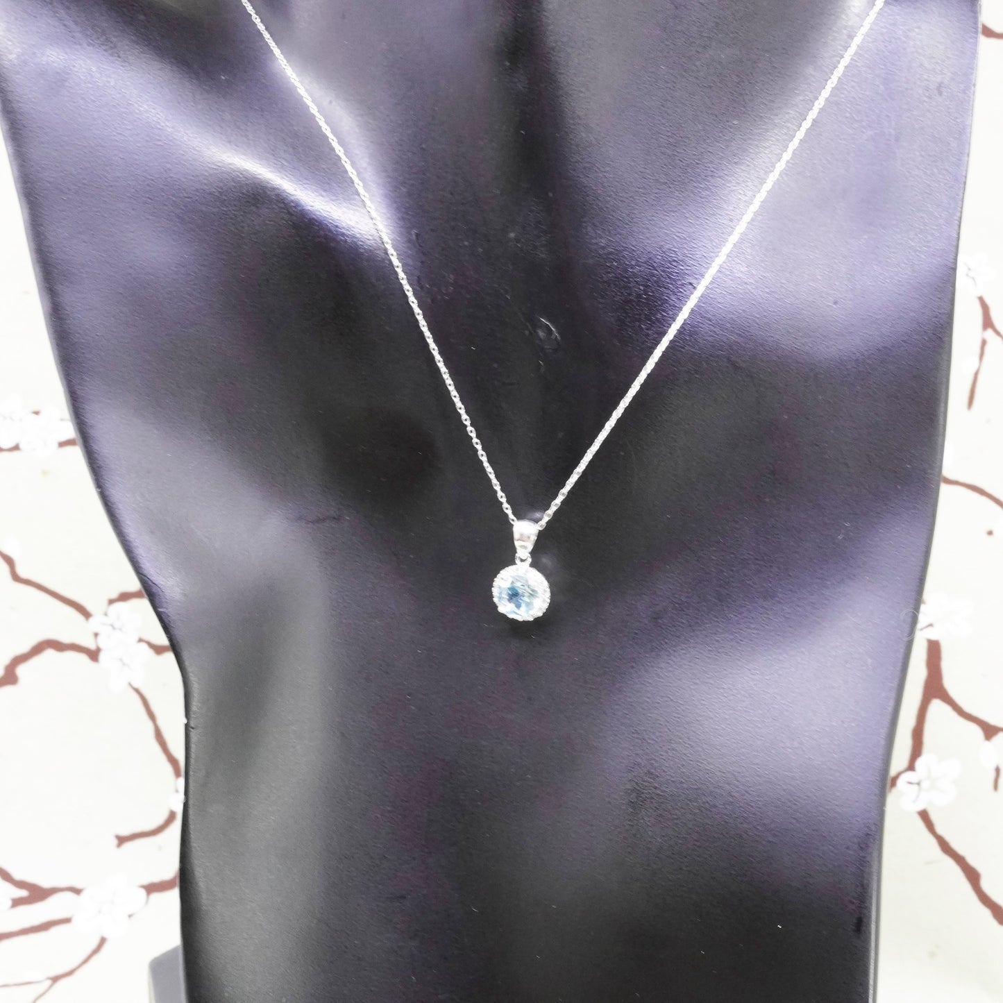 18”, Sterling silver necklace, 925 circle chain with blue cz pendant