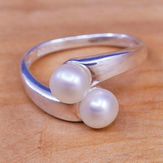 Size 6.5, vintage Sterling 925 silver handmade ring with freshwater pearl