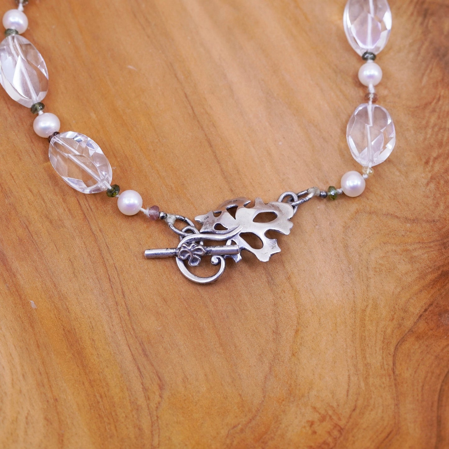 20”, Sterling 925 silver handmade necklace with crystal and maple leaf closure