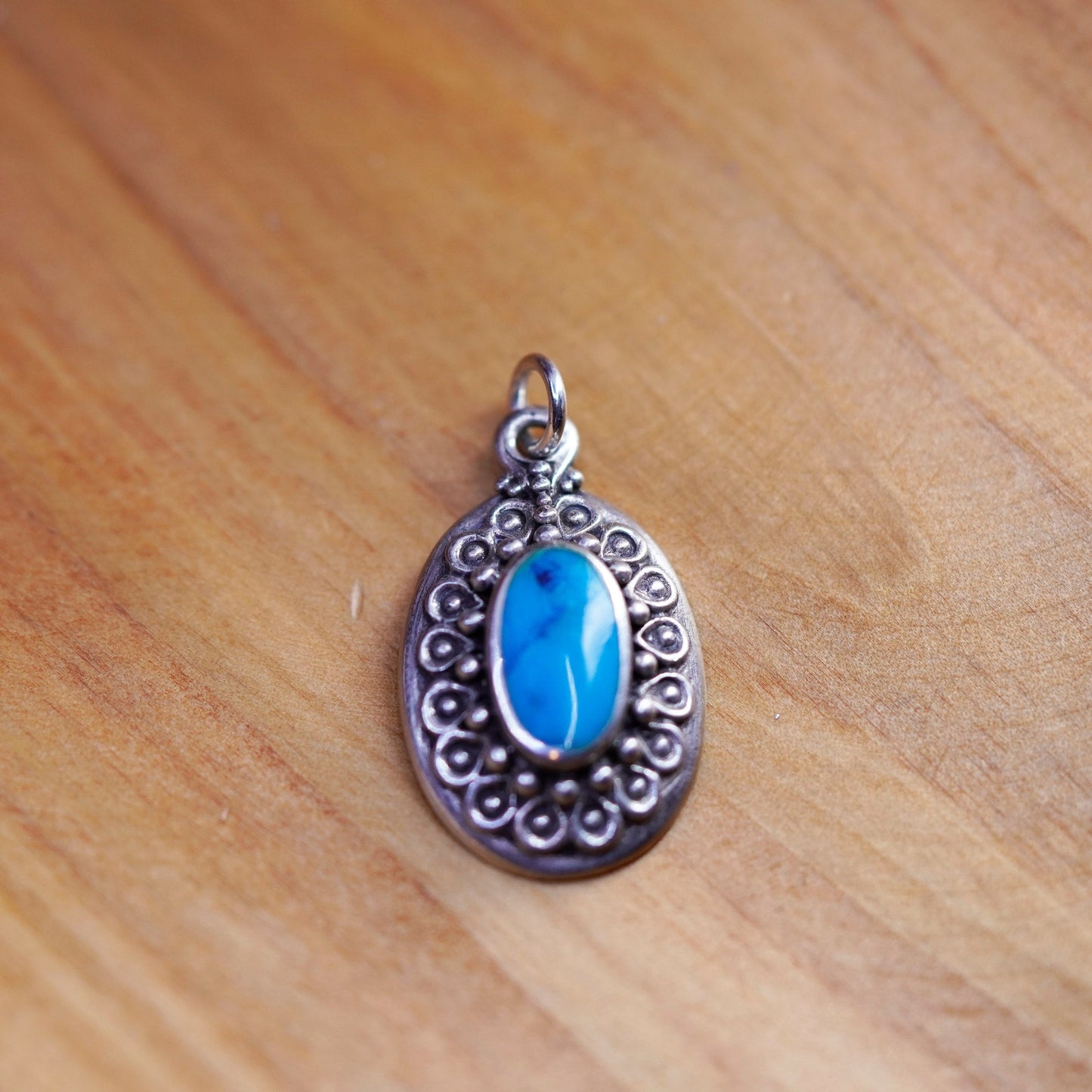 Vintage Sterling 925 silver handmade pendant with oval turquoise and bead