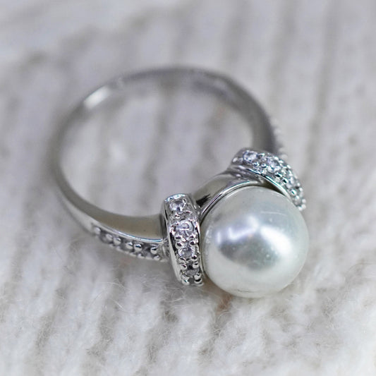 Size 7, Vintage sterling 925 silver handmade ring with faux pearl and cz