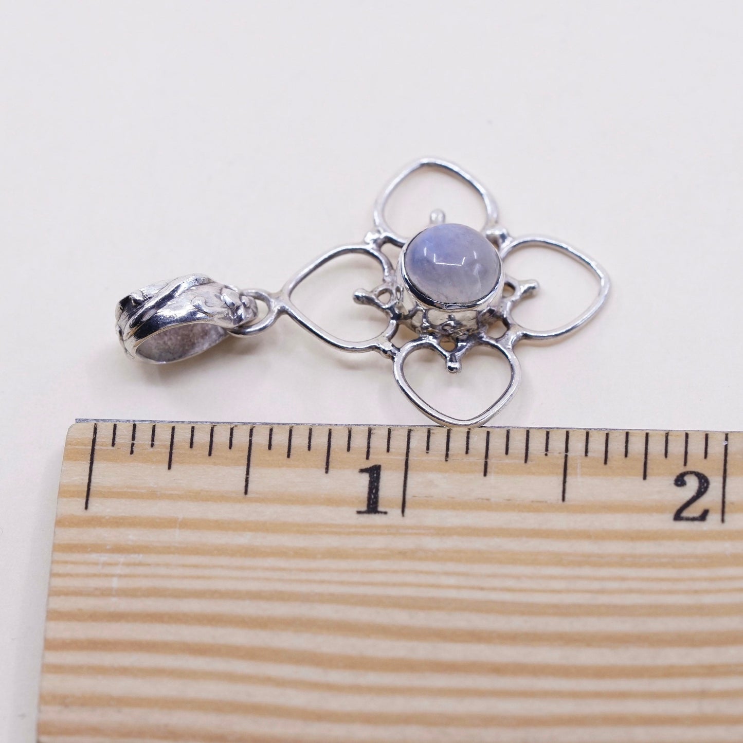 Vintage Sterling silver handmade pendant, 925 flower with round moonstone