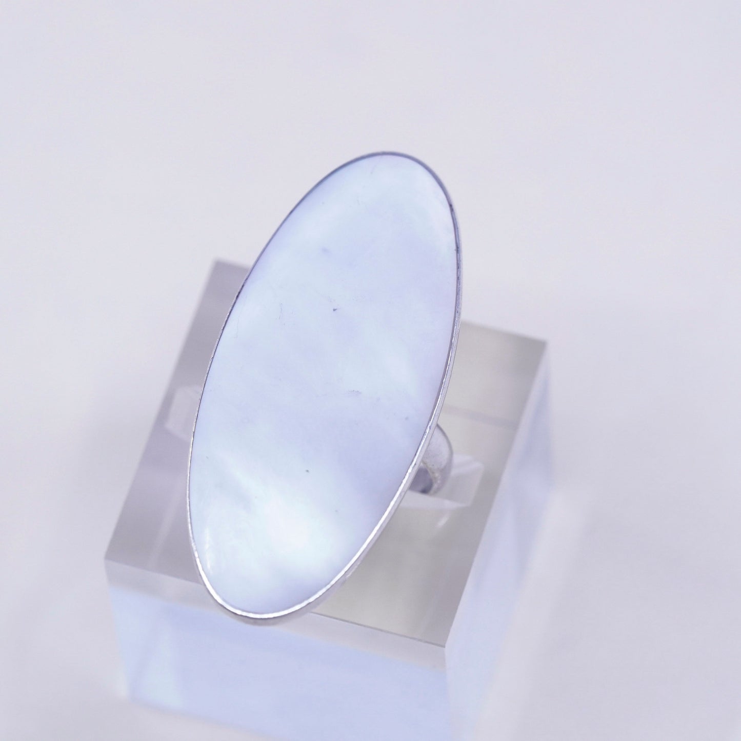 Size 7.25, sterling silver ring with oval mother of pearl, 925 statement ring