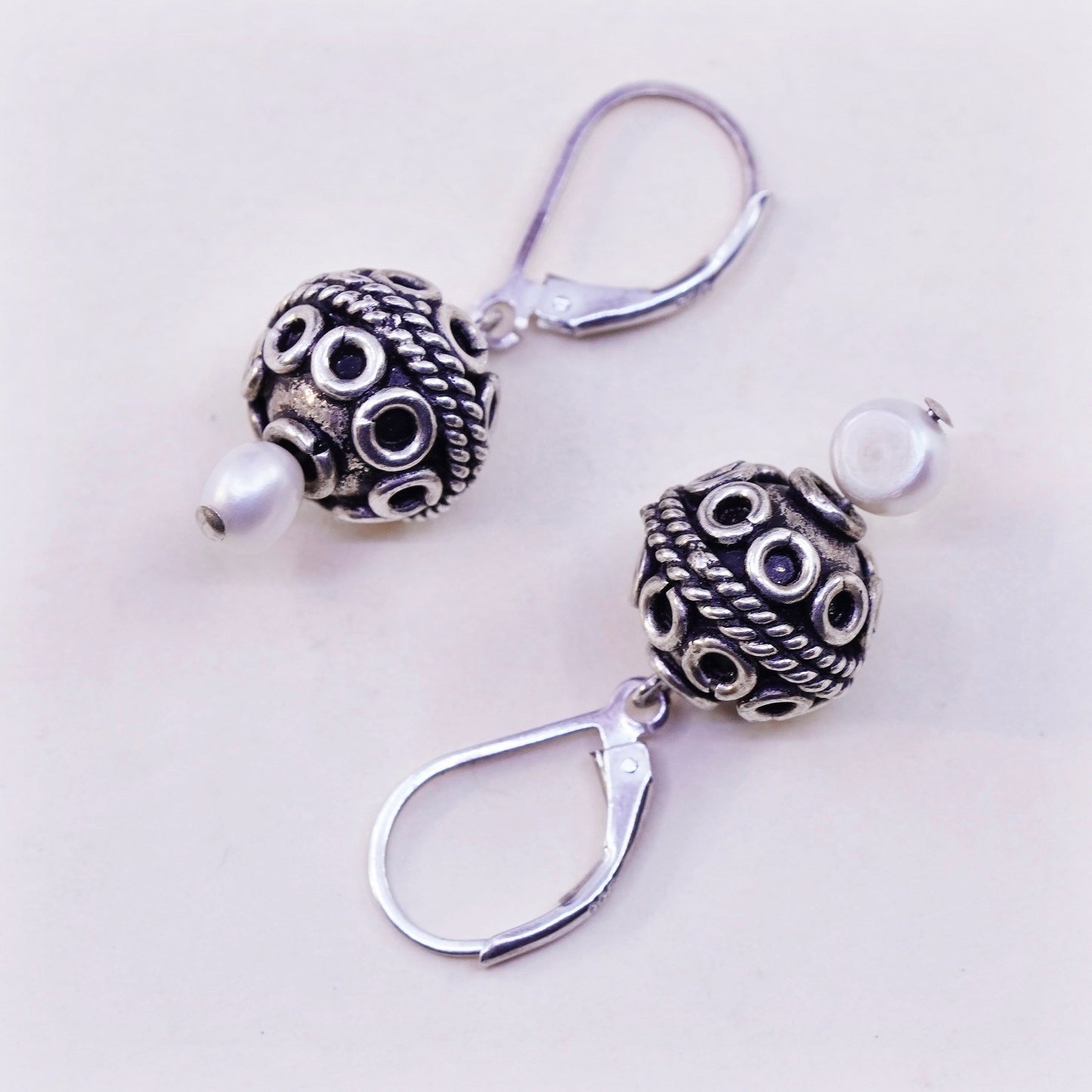 Vintage Sterling silver handmade Bali earrings, 925 swirl bead with pearl
