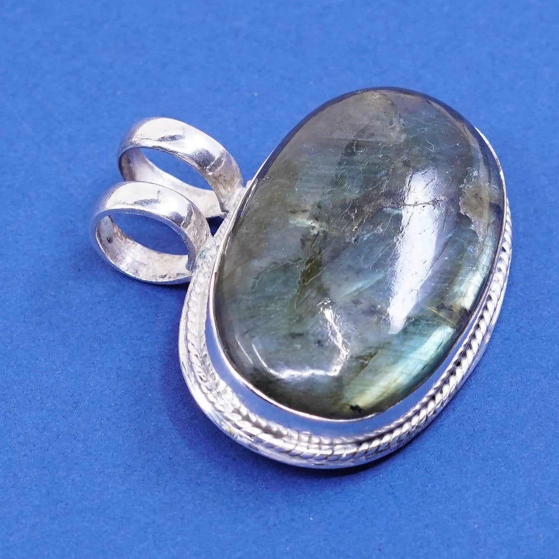 vtg Sterling silver handmade pendant, 925 oval labradorite N cable