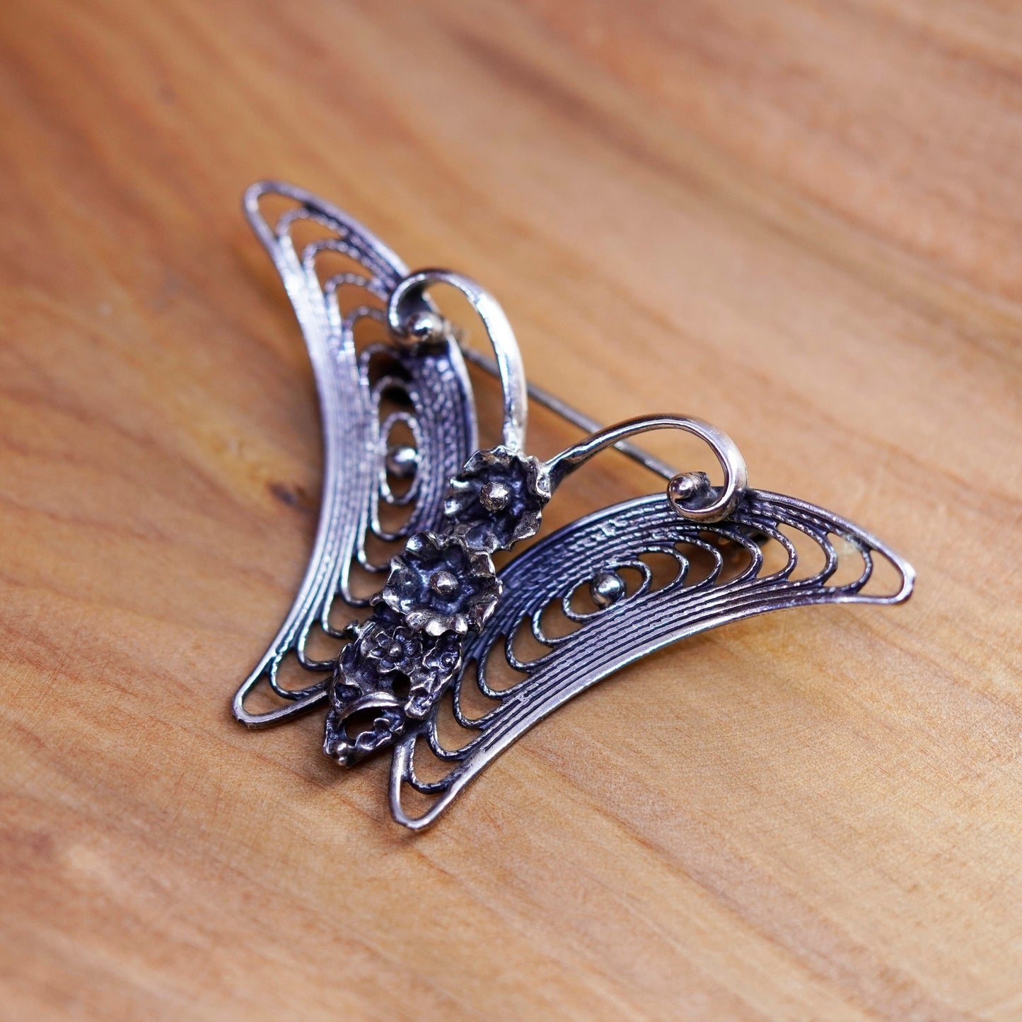 Vintage handmade sterling 925 silver filigree butterfly brooch