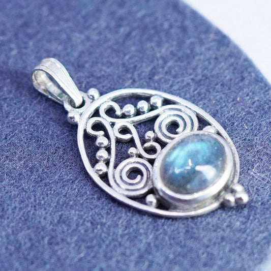 Vintage sterling 925 silver handmade pendant with blue labradorite