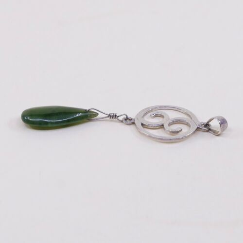 Vtg Sterling Silver Handmade Swirl Pendant w/ Teardrop jade, Stamped 925