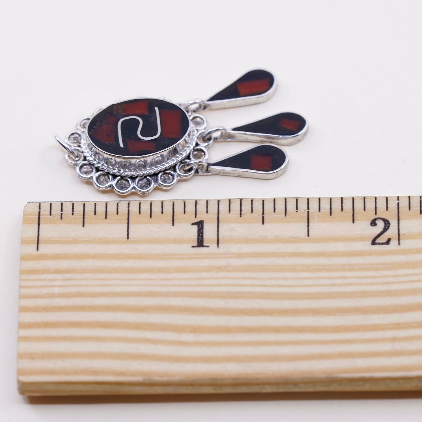 vtg sterling 925 silver handmade pendant w/ black N red resin teardrop dangles