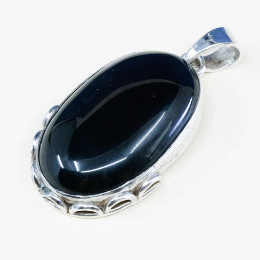vintage handmade sterling silver pendant, Mexico 925 with oval black onyx