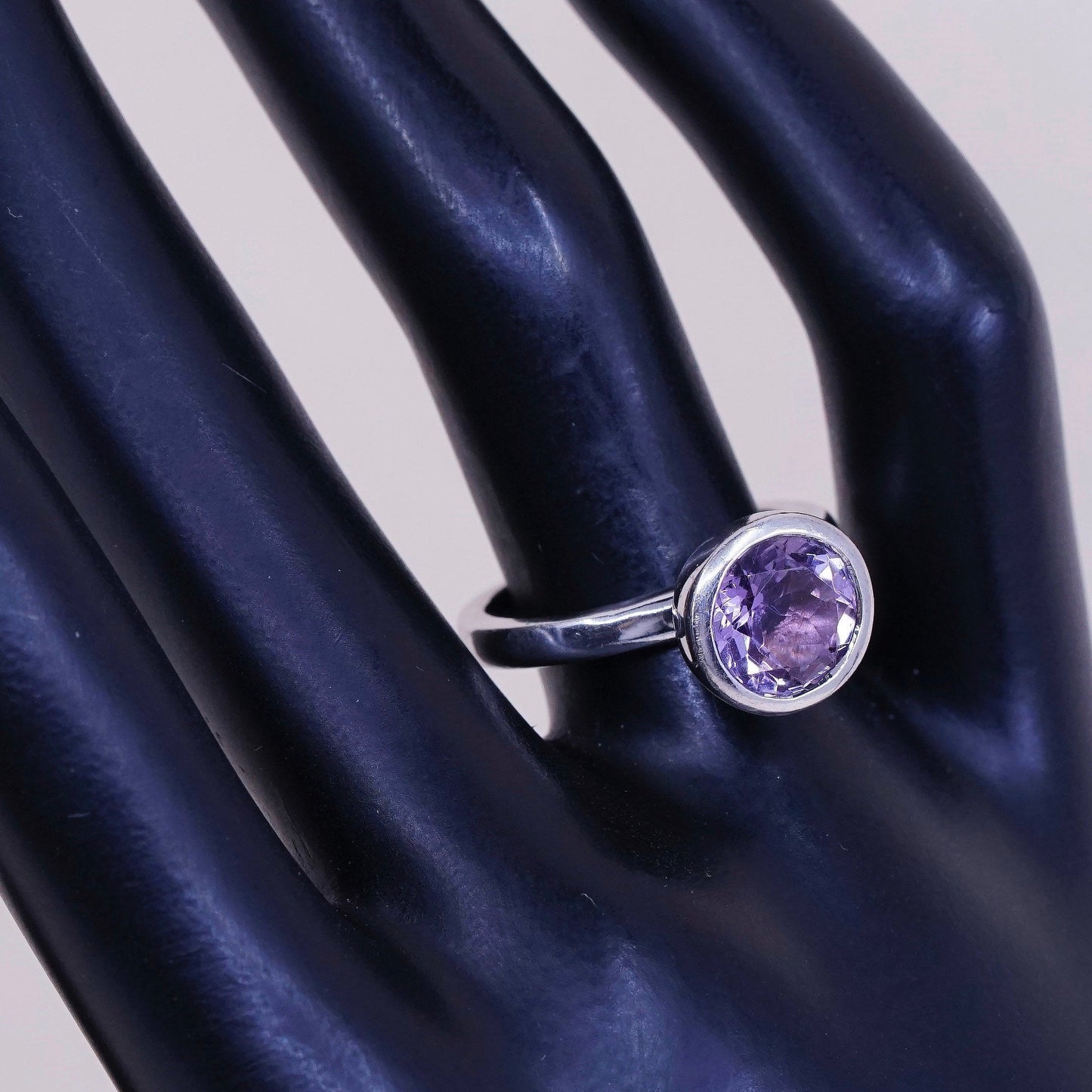 Size 7, vintage J&T Sterling silver handmade cocktail ring, 925 with amethyst