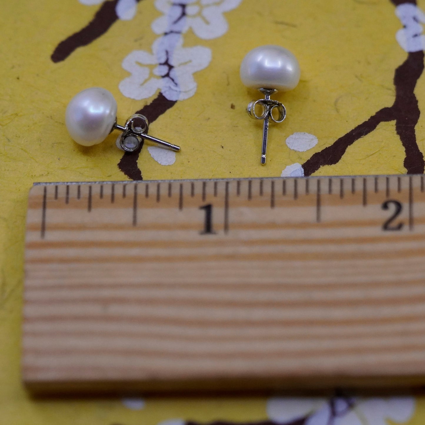 Vintage Sterling silver handmade earrings, 925 studs with pearl
