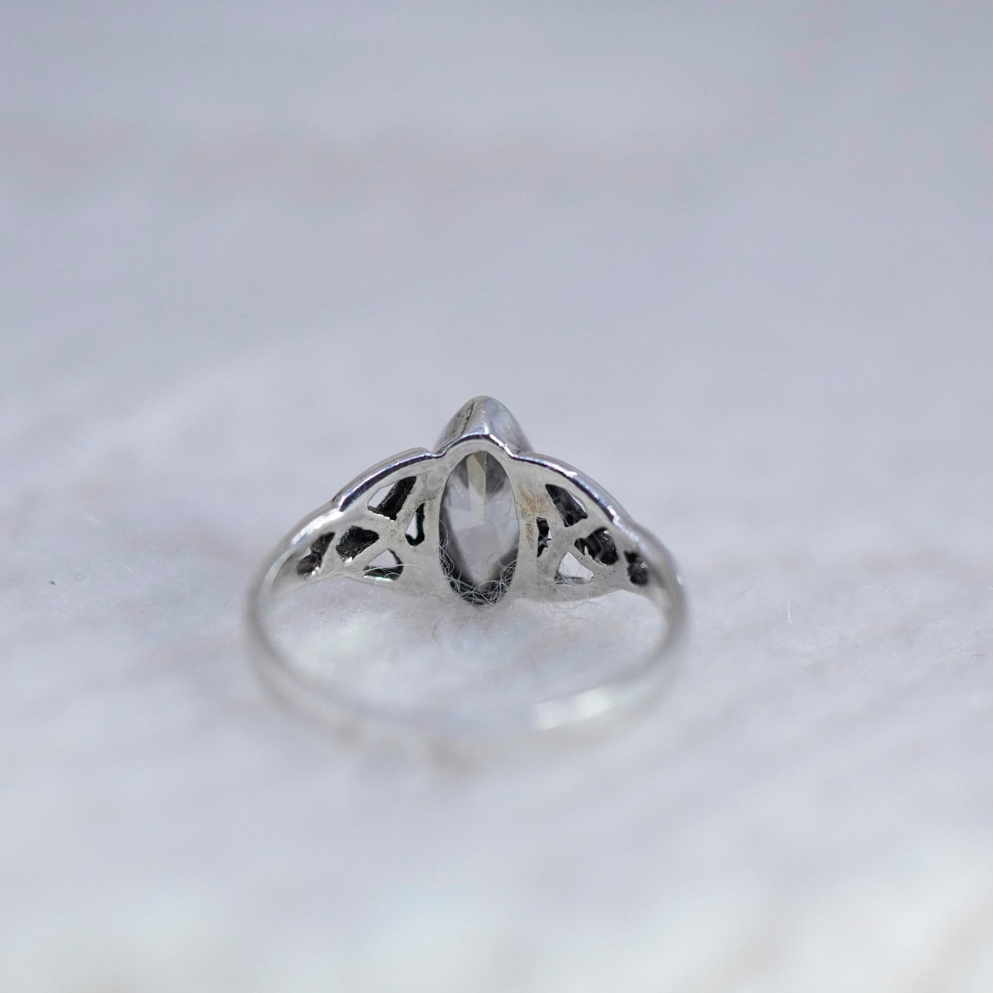 Size 5, Vintage sterling silver handmade ring, irish Celtic knot ring with cz