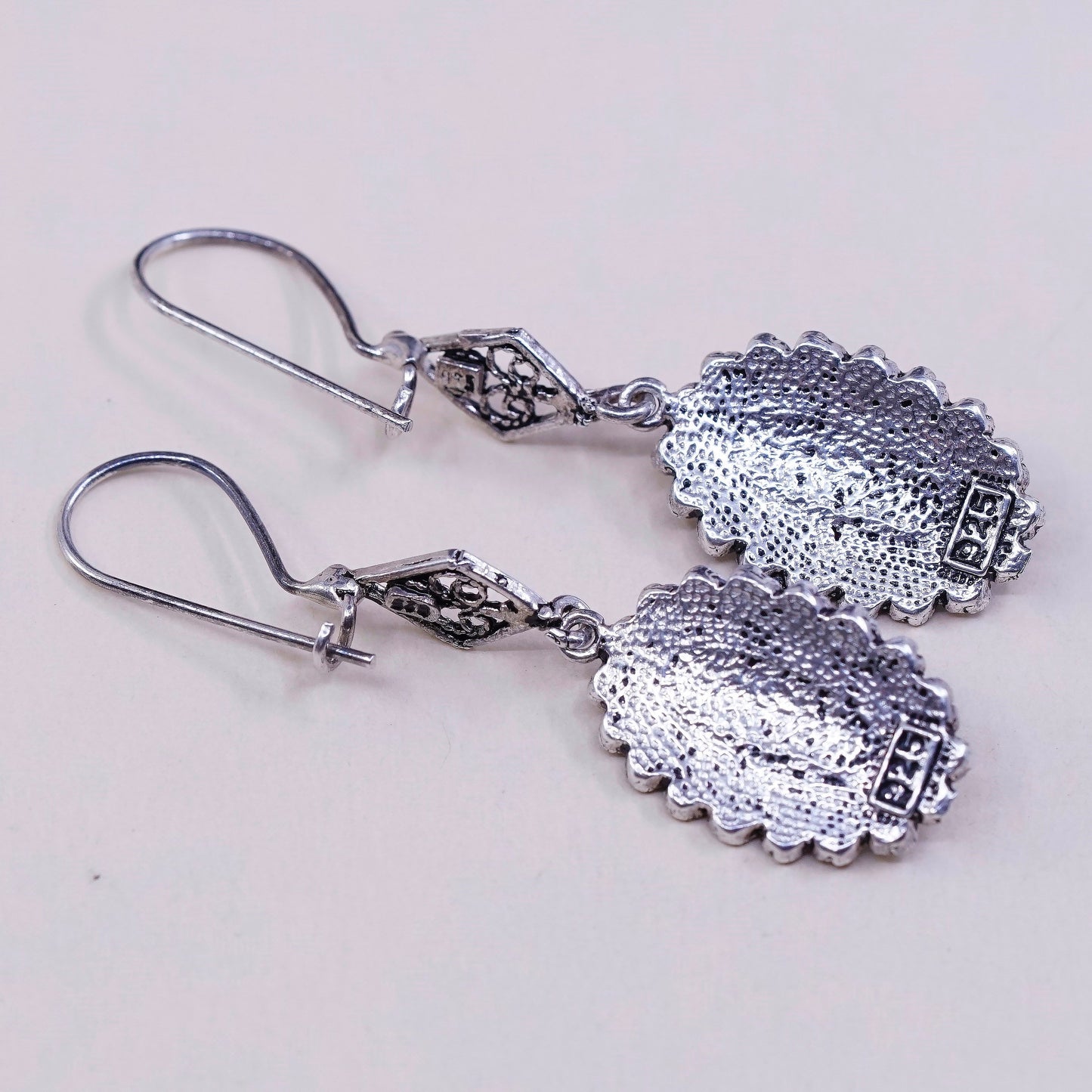 vtg Sterling silver handmade earrings, 925 w/ oval carnelian and bali