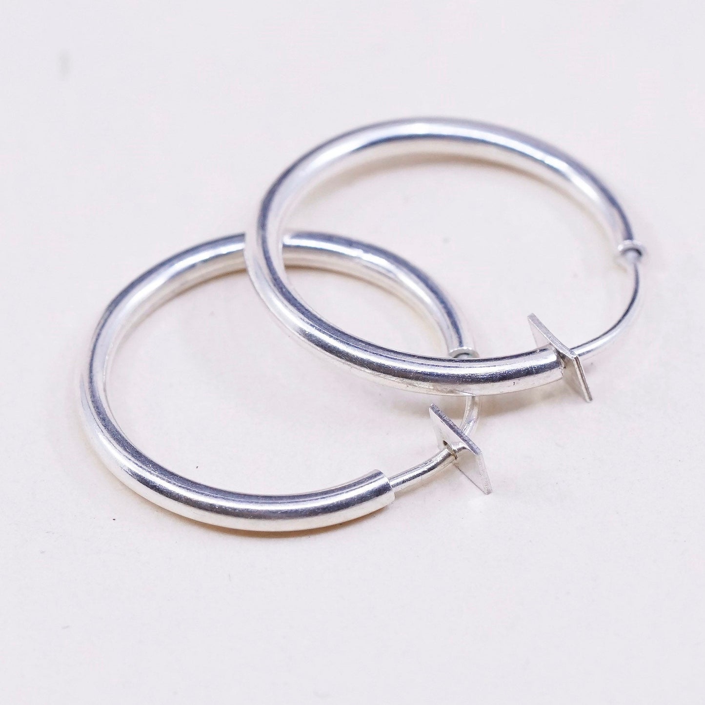 0.75”, Vintage sterling 925 silver loop earrings, minimalist primitive hoops