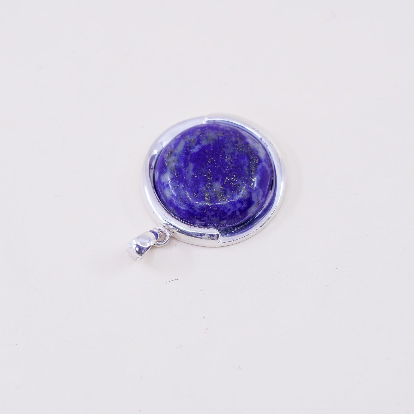 Vintage Sterling silver handmade pendant, 925 circle with round lapis lazuli