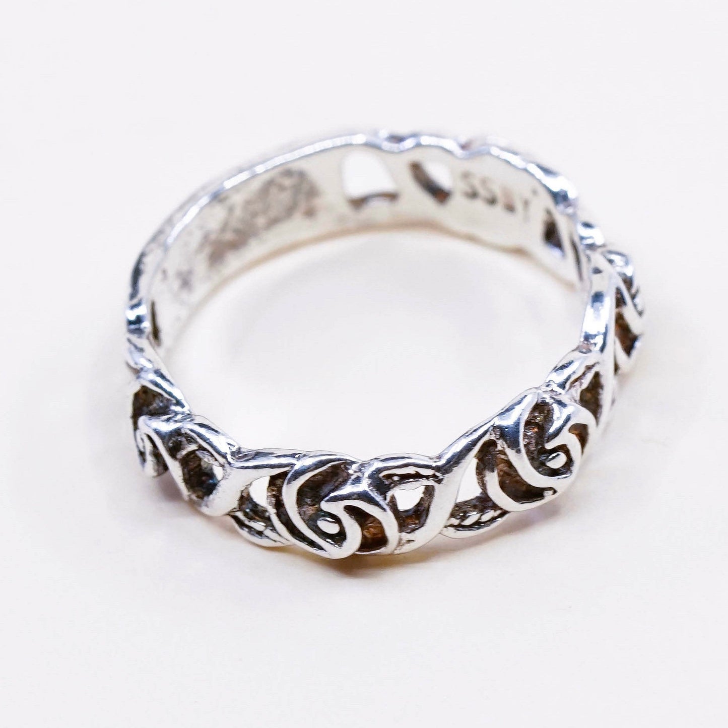 Size 7.25, vintage sterling silver handmade ring, 925 band with floral flower