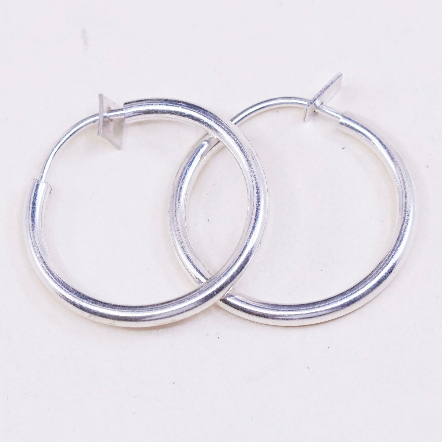 0.75”, Vintage sterling 925 silver loop earrings, minimalist primitive hoops