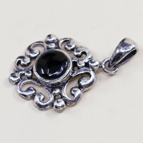 Vtg Sterling Silver Handmade Pendant Solid silver Bali / Obsidian, stamped 925