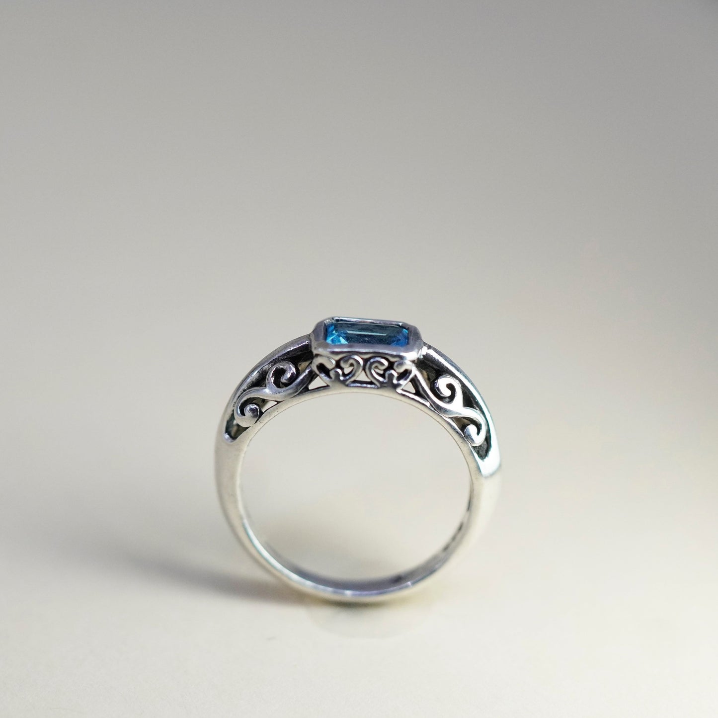 Size 6, vintage Sterling silver ring, 925 stackable filigree band w/ blue topaz