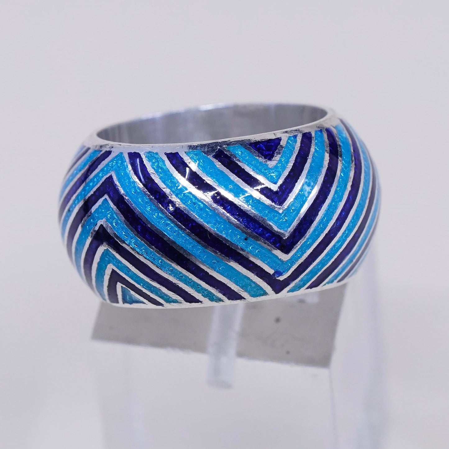 Size 6, vintage Sterling silver handmade ring, 925 band w/ blue enamel Zuni