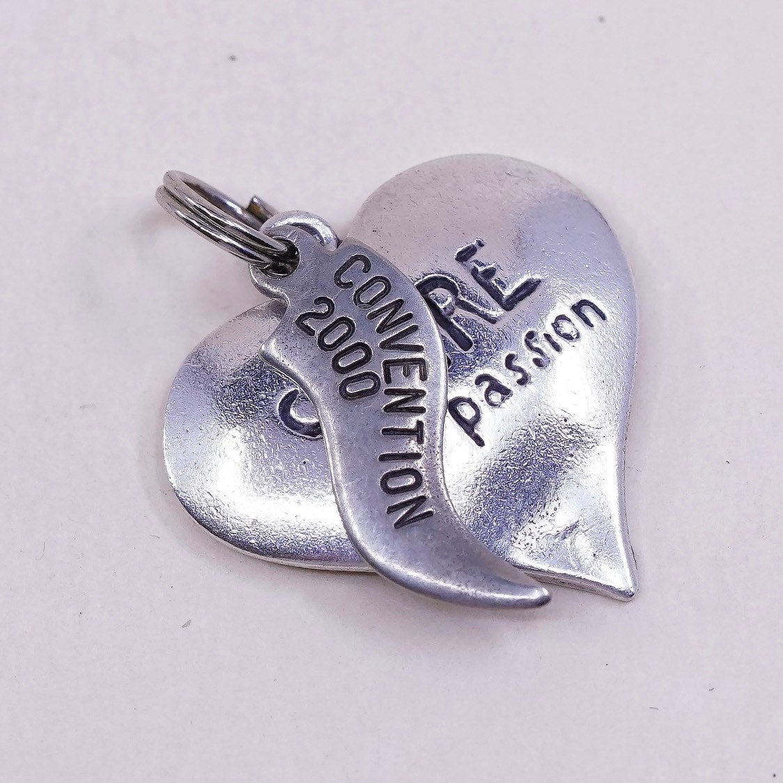 VTG Sterling silver pendant, 925 heart charm w/ ”share your passion”