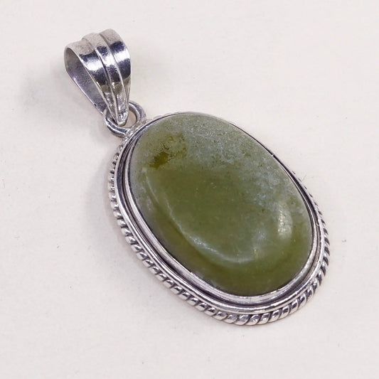 VTG Sterling silver handmade pendant, 925 with oval shaped fine jade