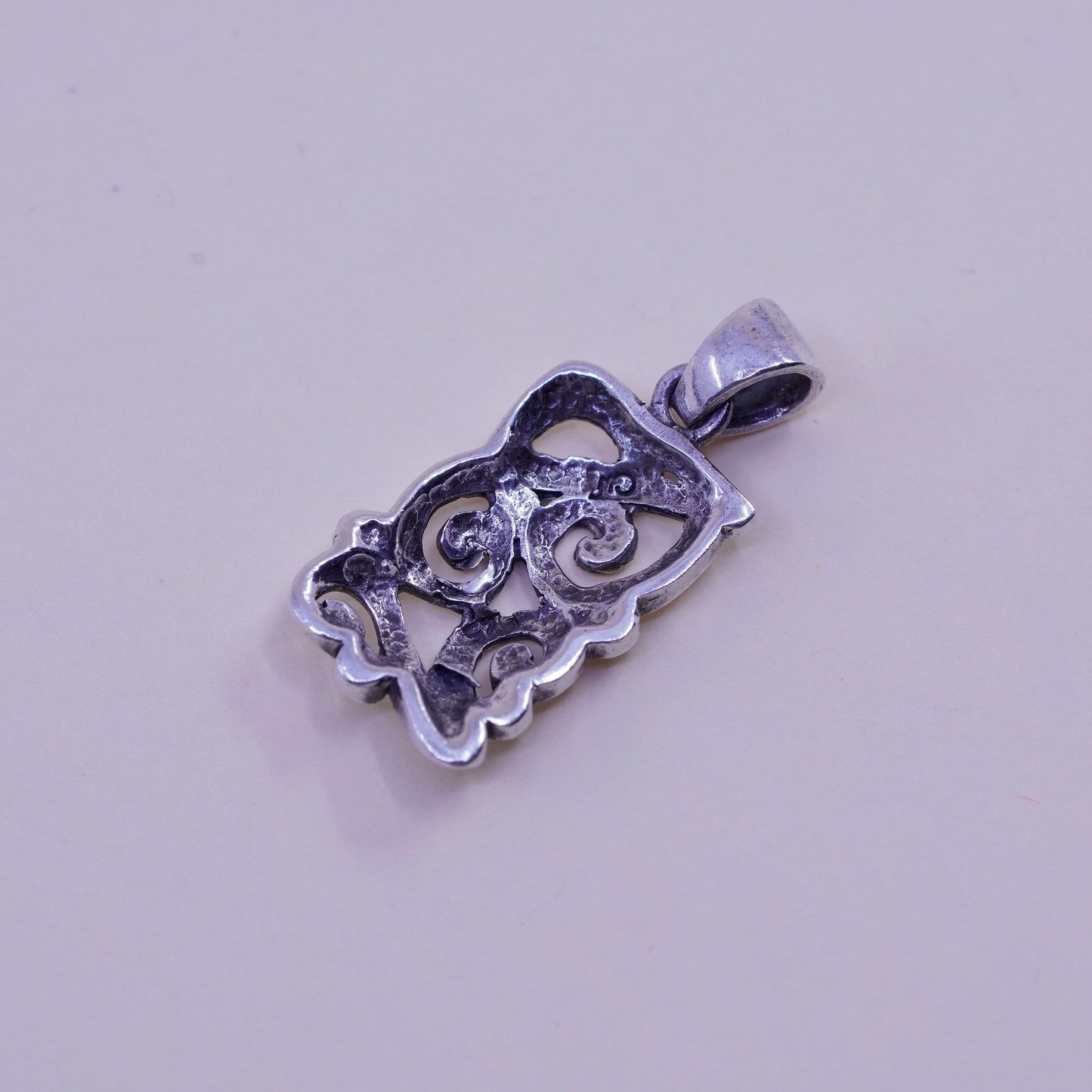 Vintage Sterling silver handmade pendant, 925 swirl Filigree pendant