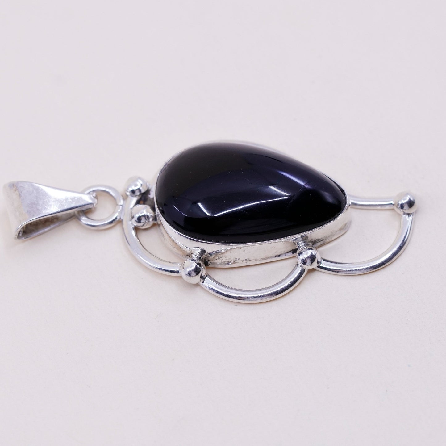 Mexico handmade sterling 925 silver pendant with teardrop black onyx