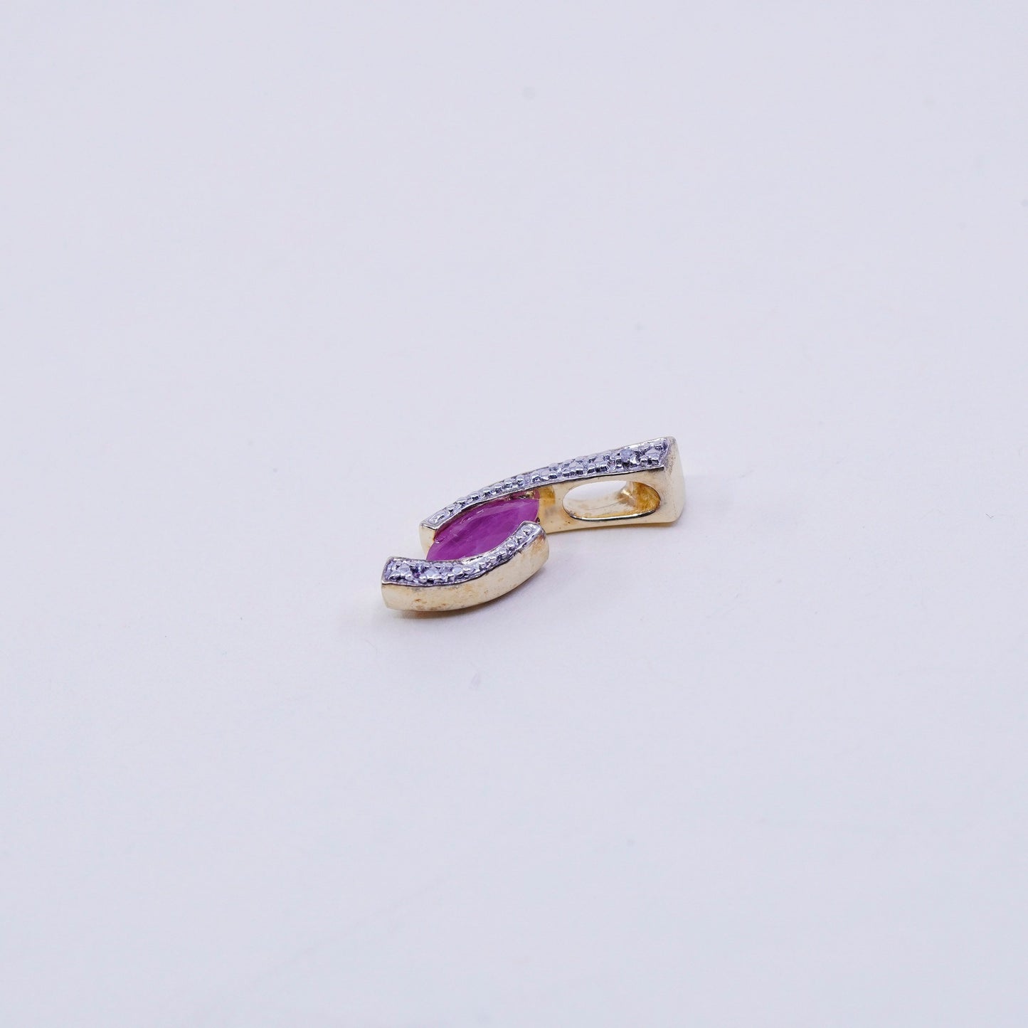 Vermeil Gold over sterling 925 silver pendant with ruby and diamond