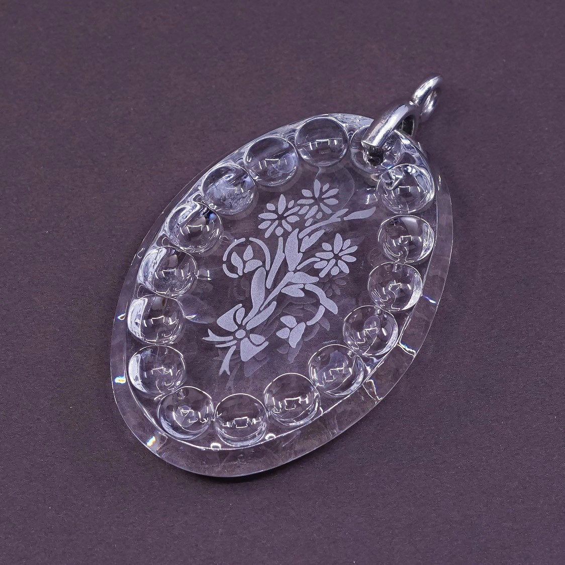 vtg Sterling 925 silver with oval artisan Crystal glass pendant with flower