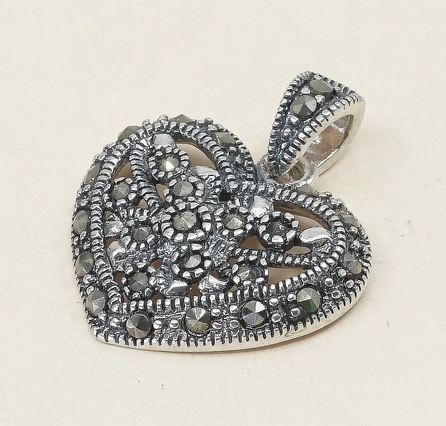 VTG sterling silver handmade pendant, Mexico 925 w/ marcasite heart