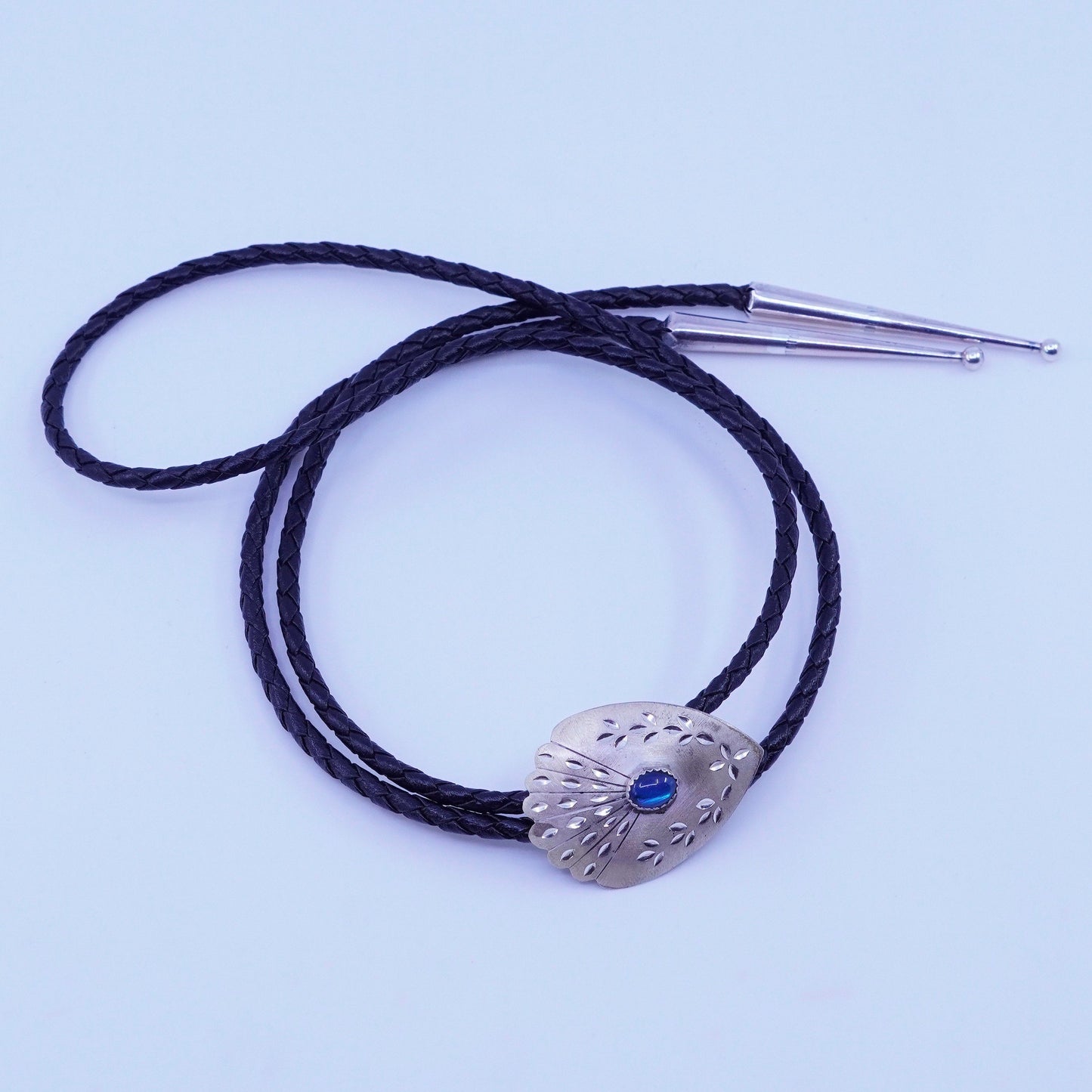 32”, Native American Navajo Bennett pend 925 Sterling Silver Leather Bolo Tie