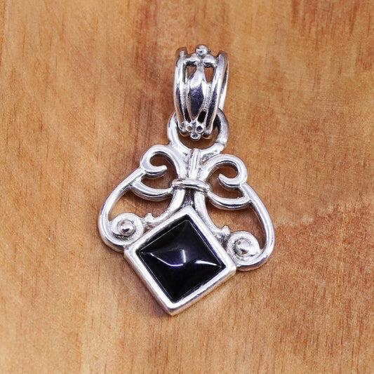 Vintage Sterling 925 silver handmade filigree pendant with obsidian